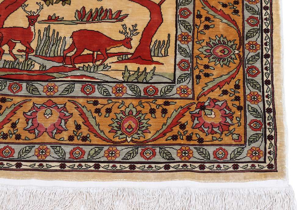 Oriental rug Hereke