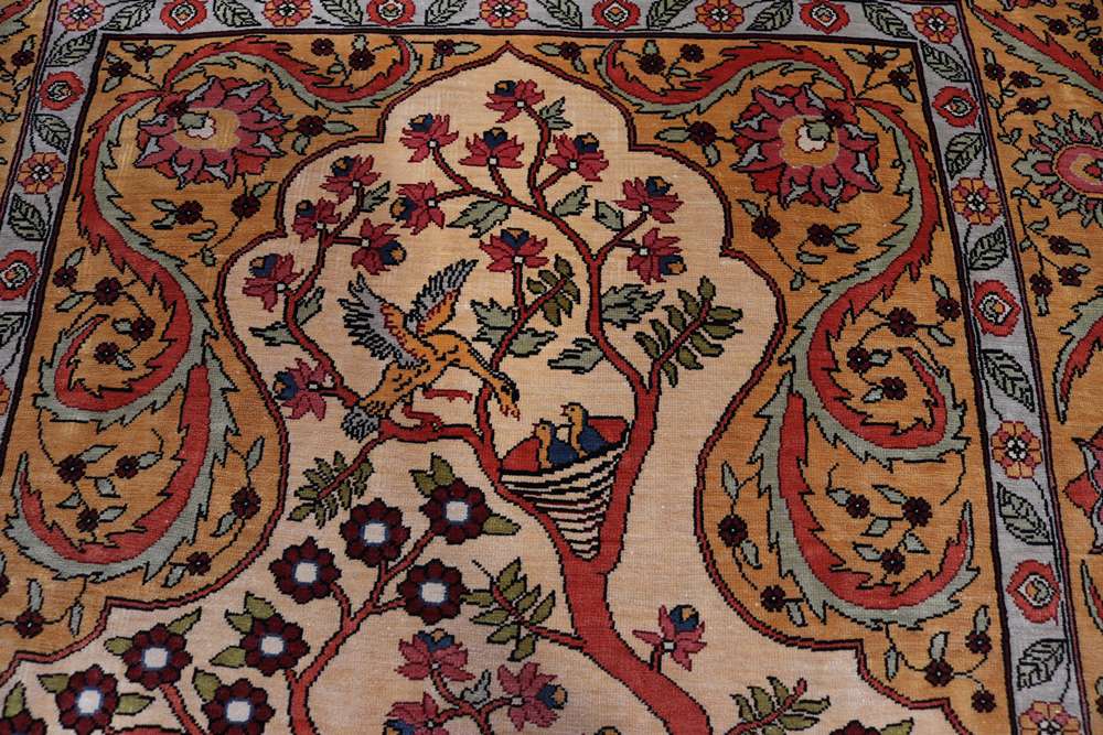 Oriental rug Hereke