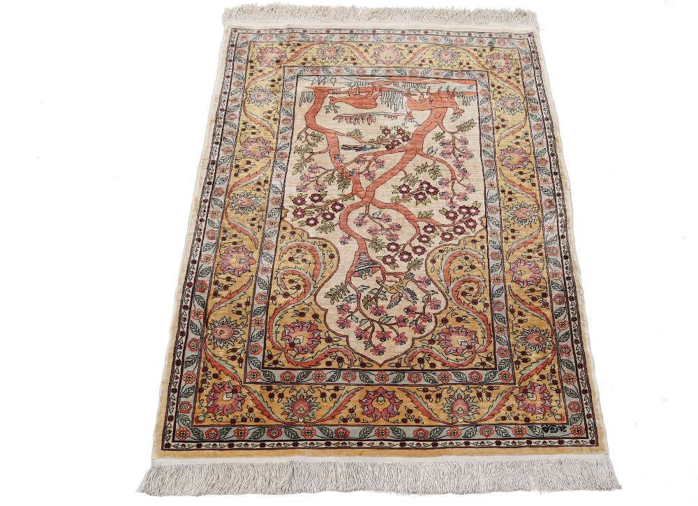 Oriental rug Hereke