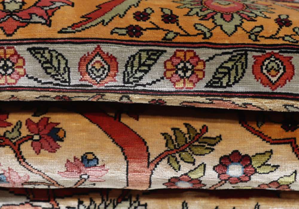 Oriental rug Hereke