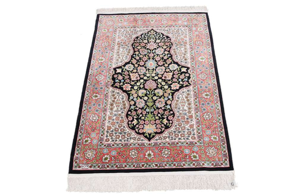 Oriental rug Hereke
