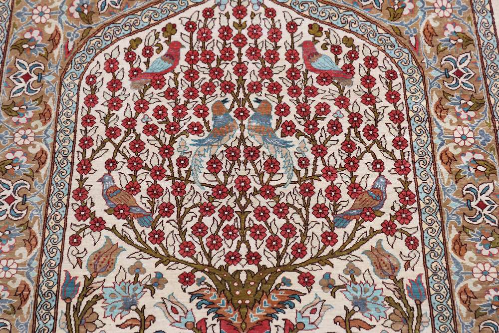Oriental rug Hereke