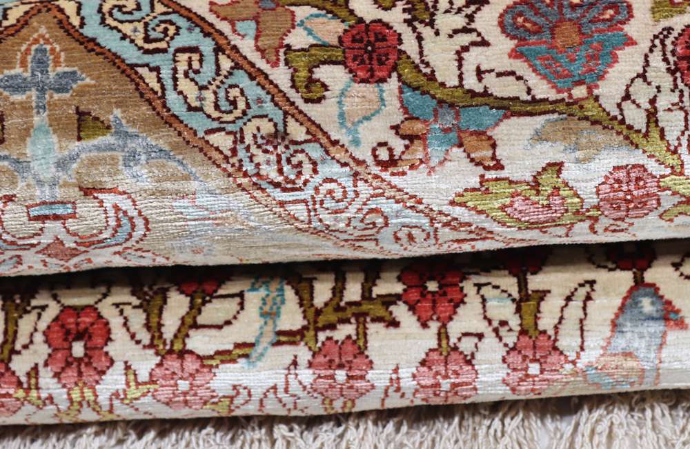 Oriental rug Hereke