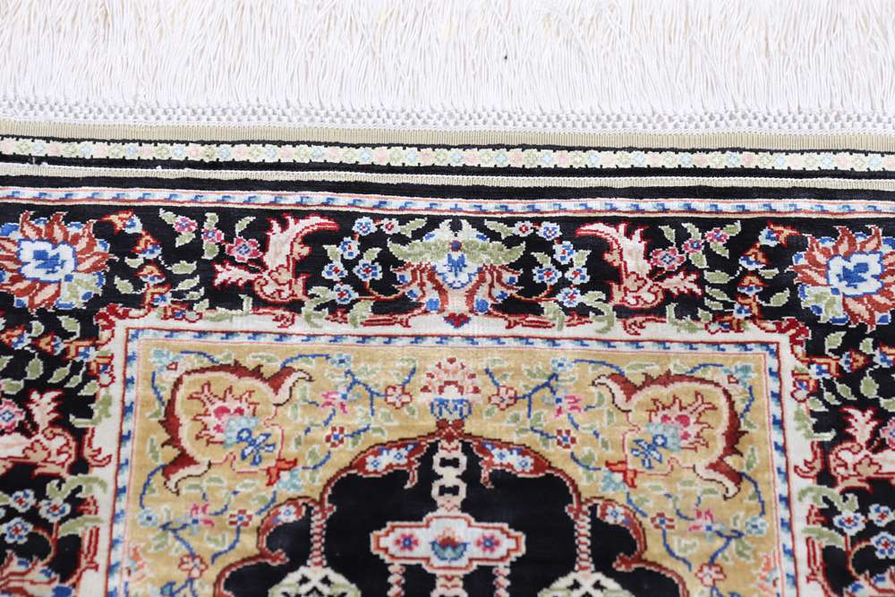 Oriental rug Hereke