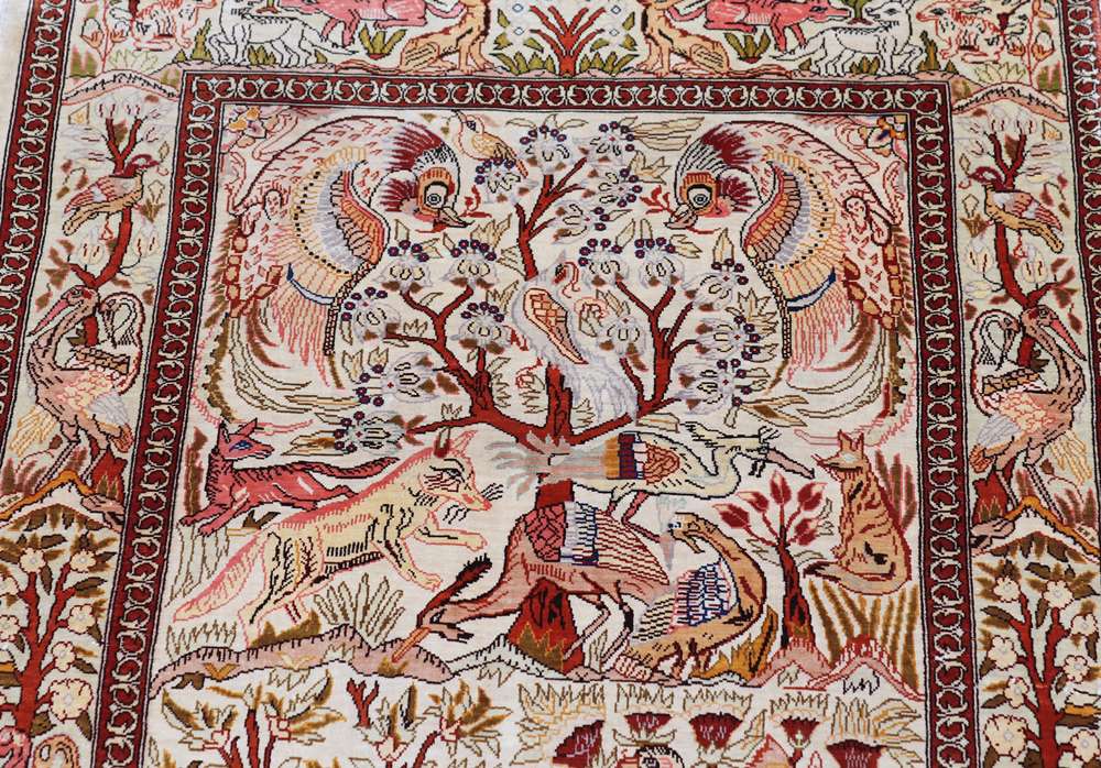 Oriental rug Hereke