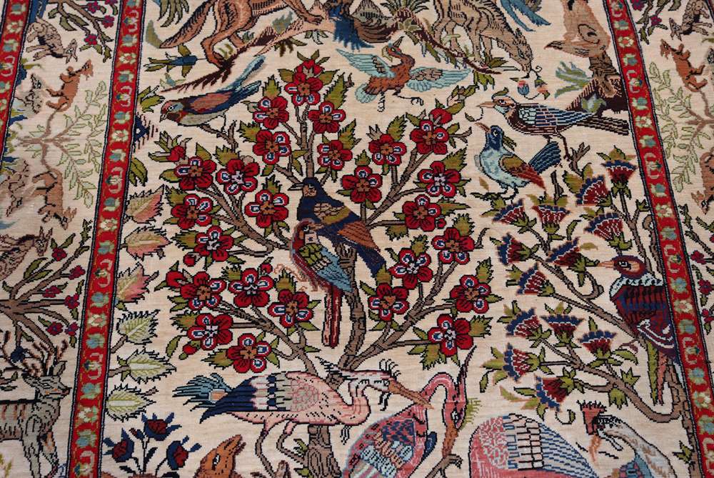 Oriental rug Hereke
