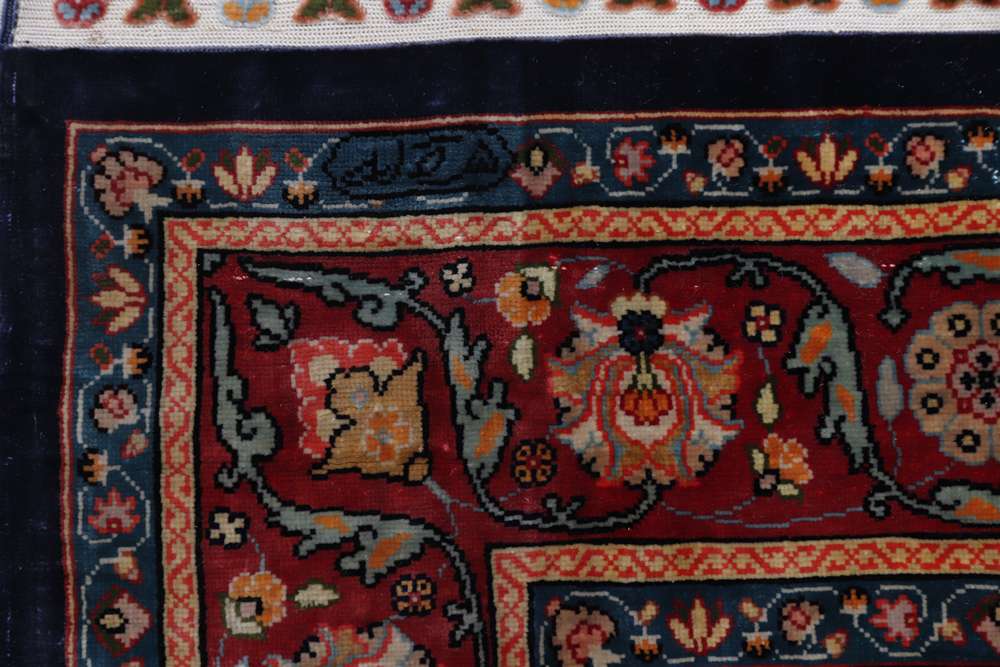 Oriental rug Hereke