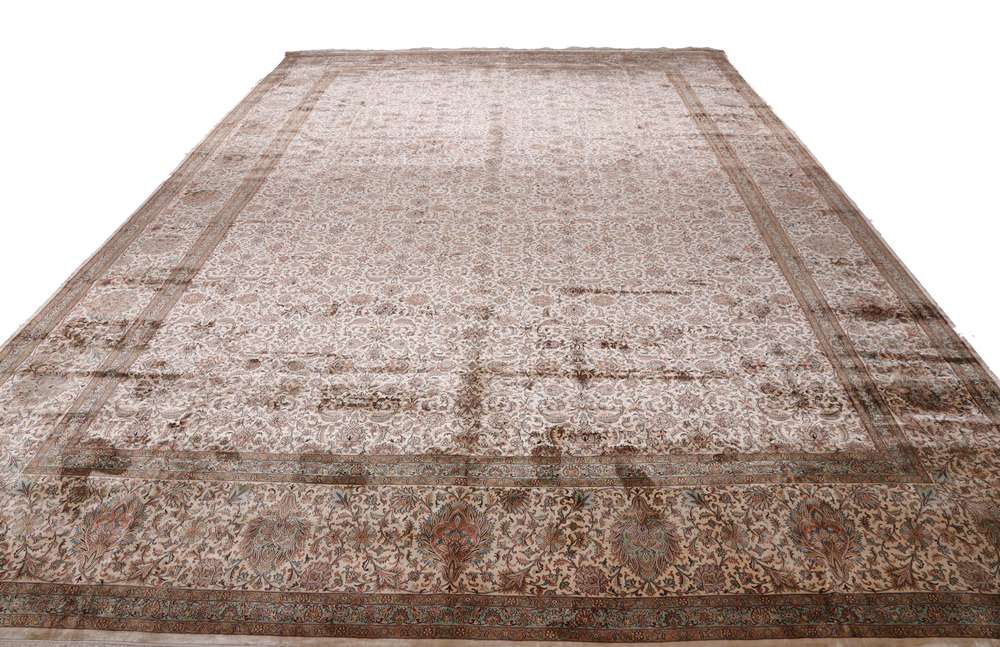 Oriental rug Kashmir