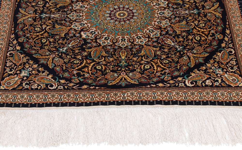 Oriental rug Hereke