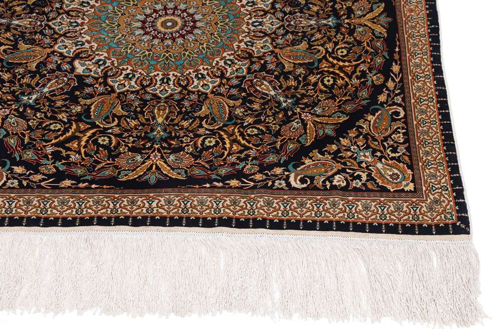 Oriental rug Hereke