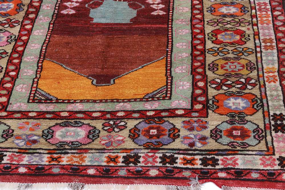 Oriental rug Konya
