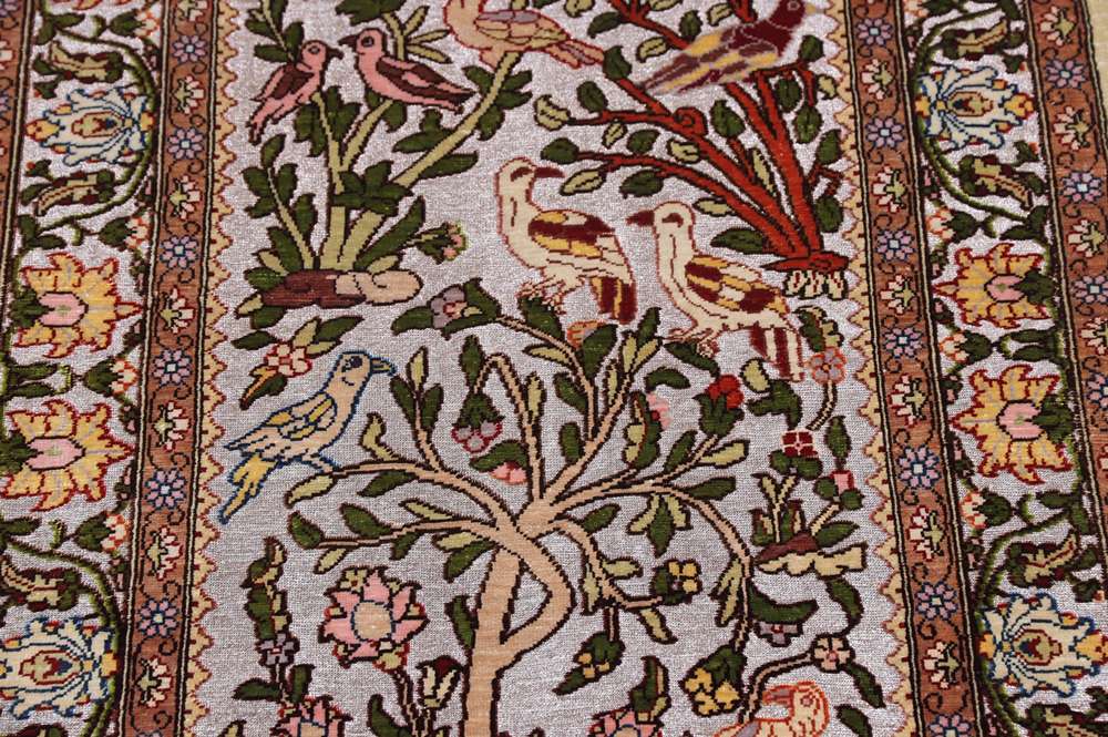Oriental rug Hereke
