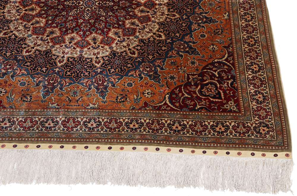 Oriental rug Hereke