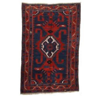 Oriental rug Kazak