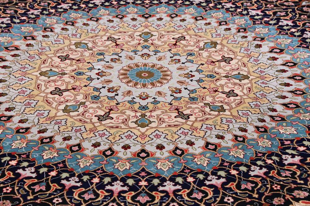 Oriental rug Tabriz