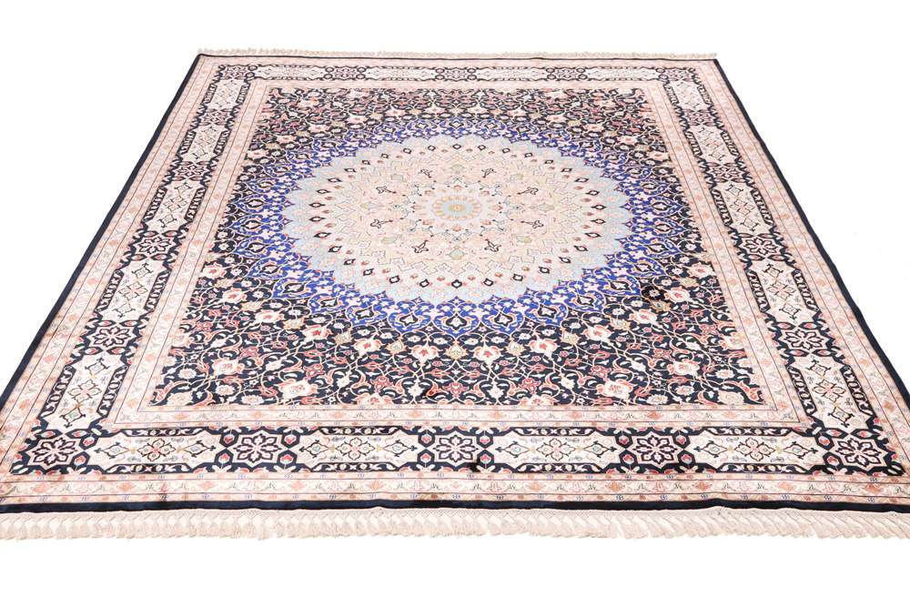 Oriental rug Tabriz