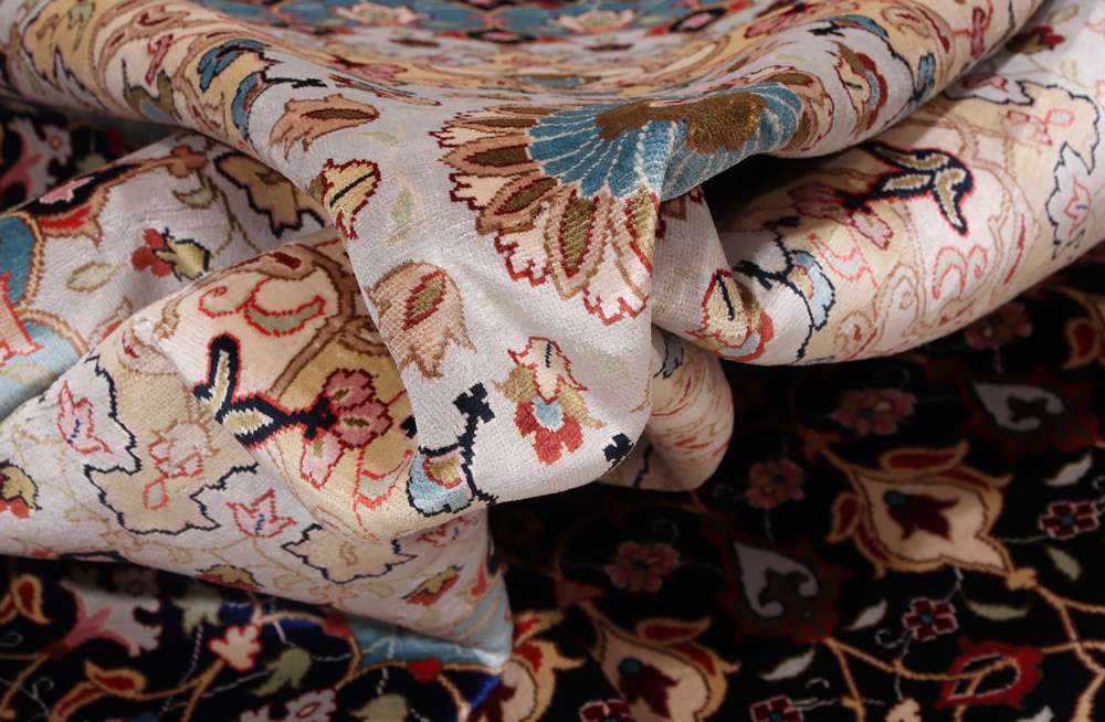 Oriental rug Tabriz