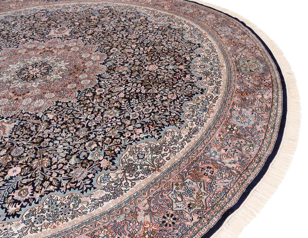 Oriental rug Kashmir