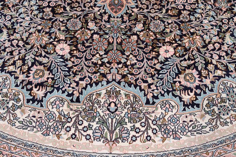 Oriental rug Kashmir