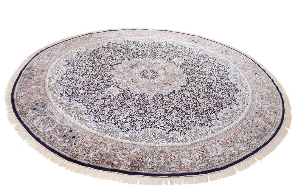 Oriental rug Kashmir