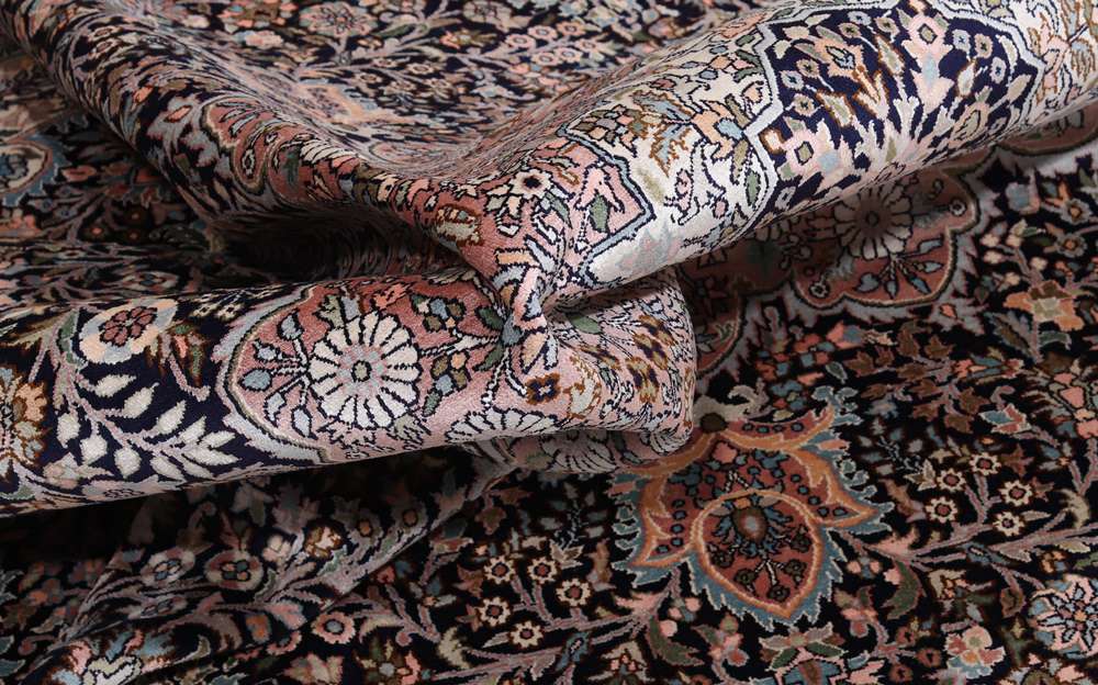 Oriental rug Kashmir