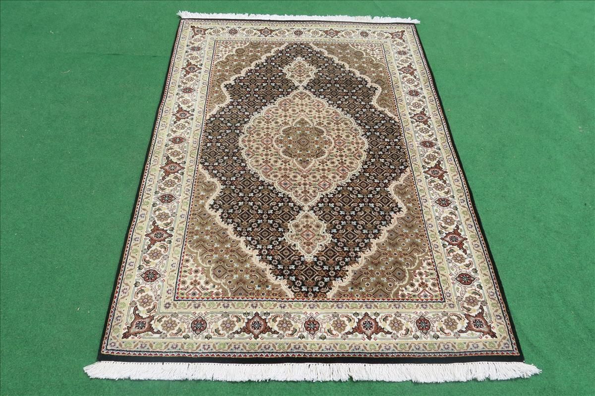 Oriental rug Mahi Exclusive