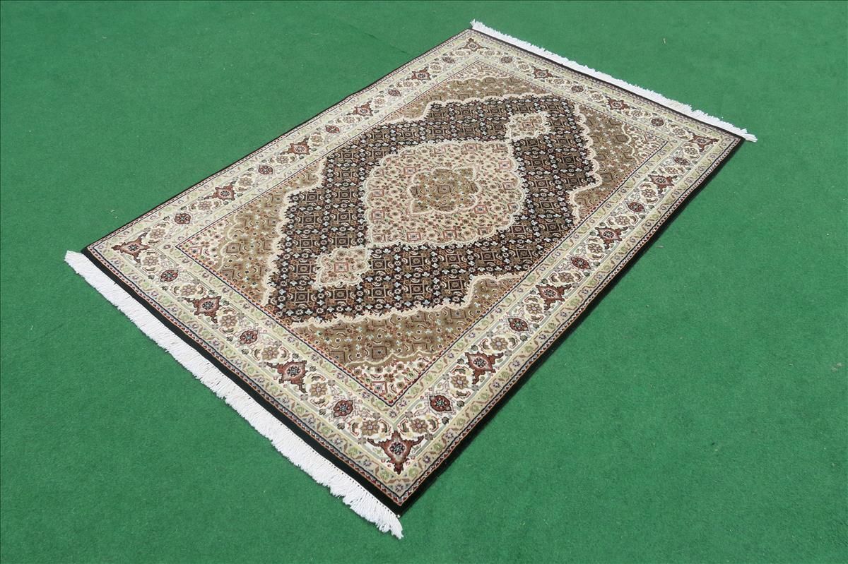 Oriental rug Mahi Exclusive