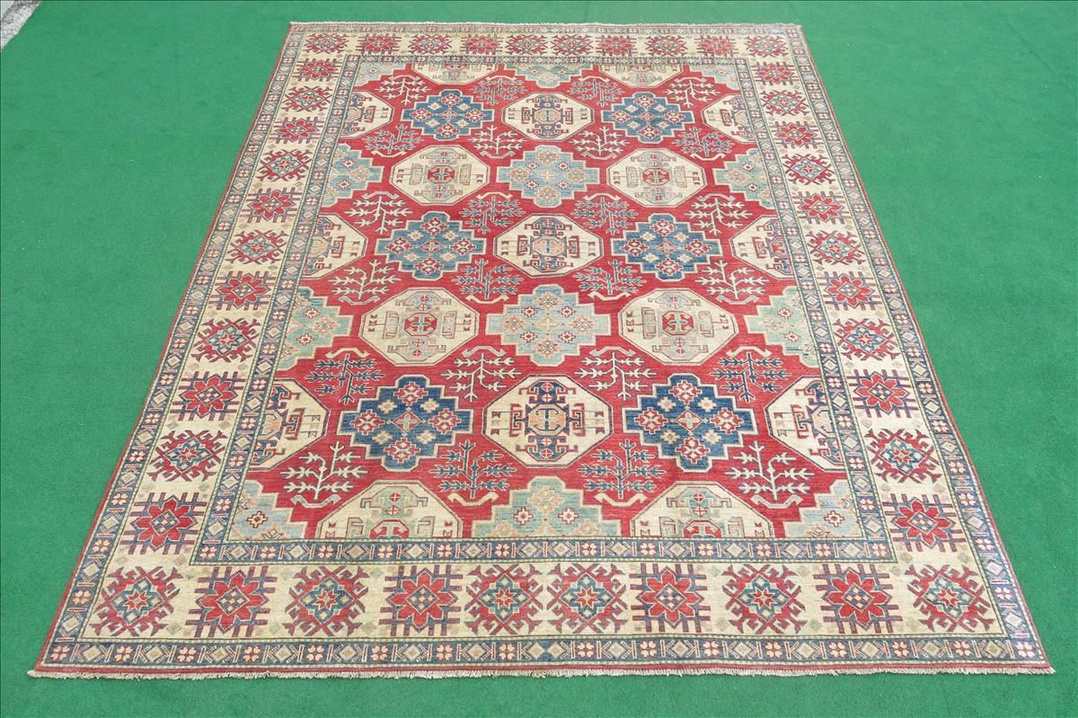 Oriental rug Kazak