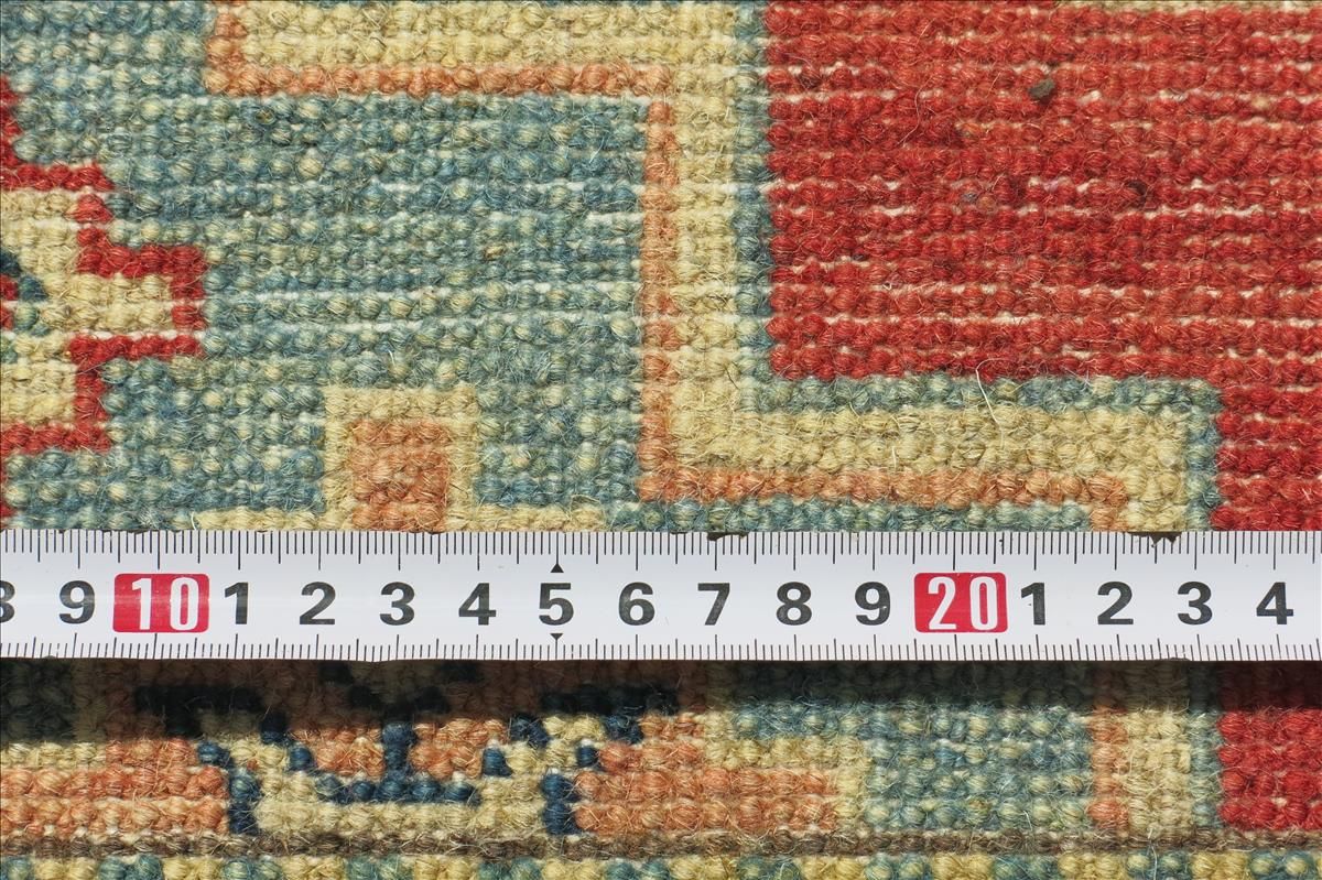 Oriental rug Kazak