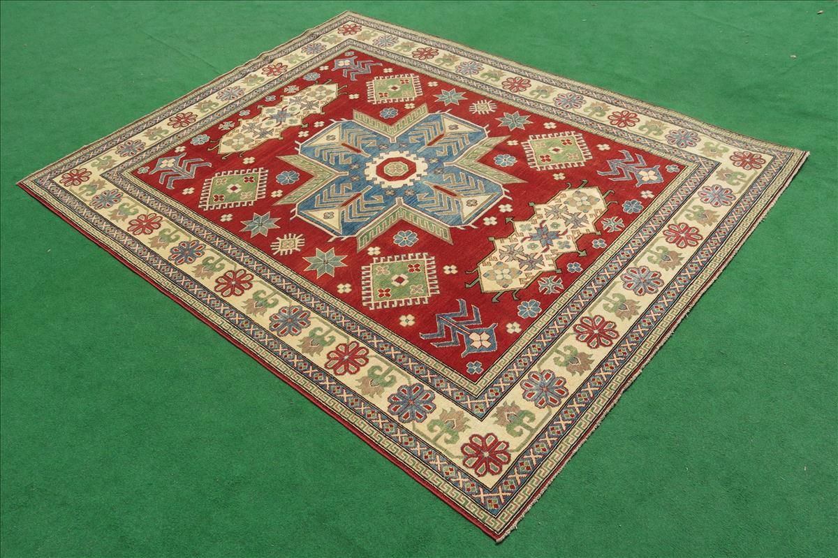 Oriental rug Kazak