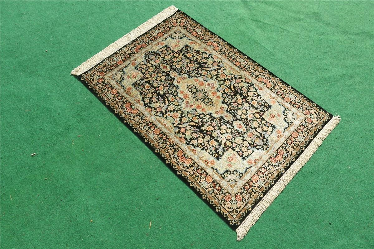 Persian rug Ghom Silk Imperial
