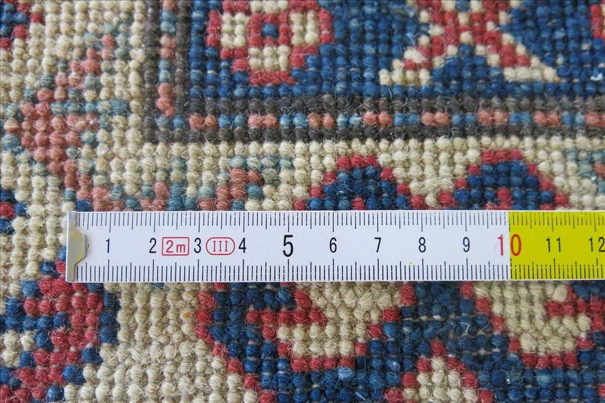 Oriental rug Kazak