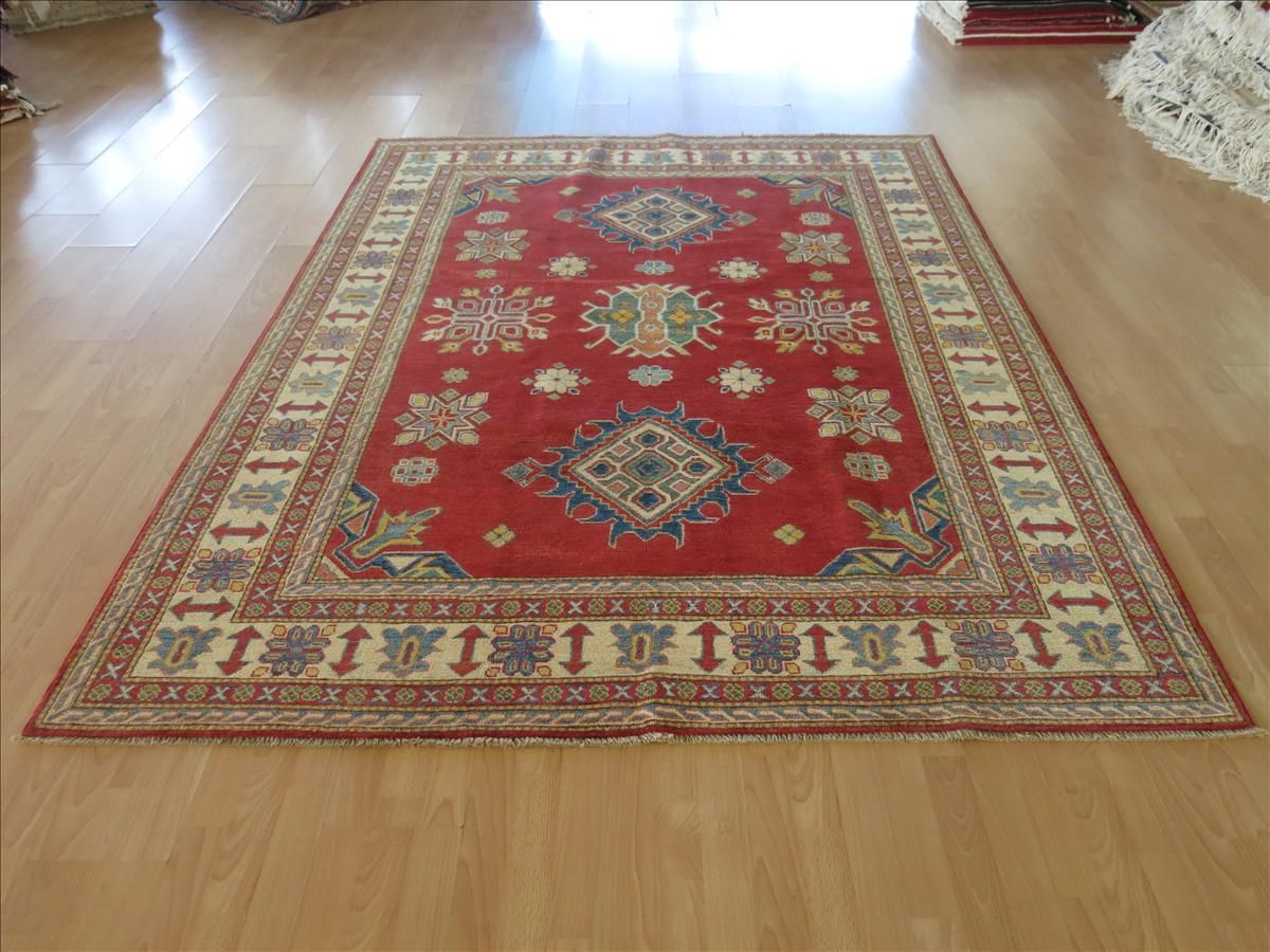 Oriental rug Kazak