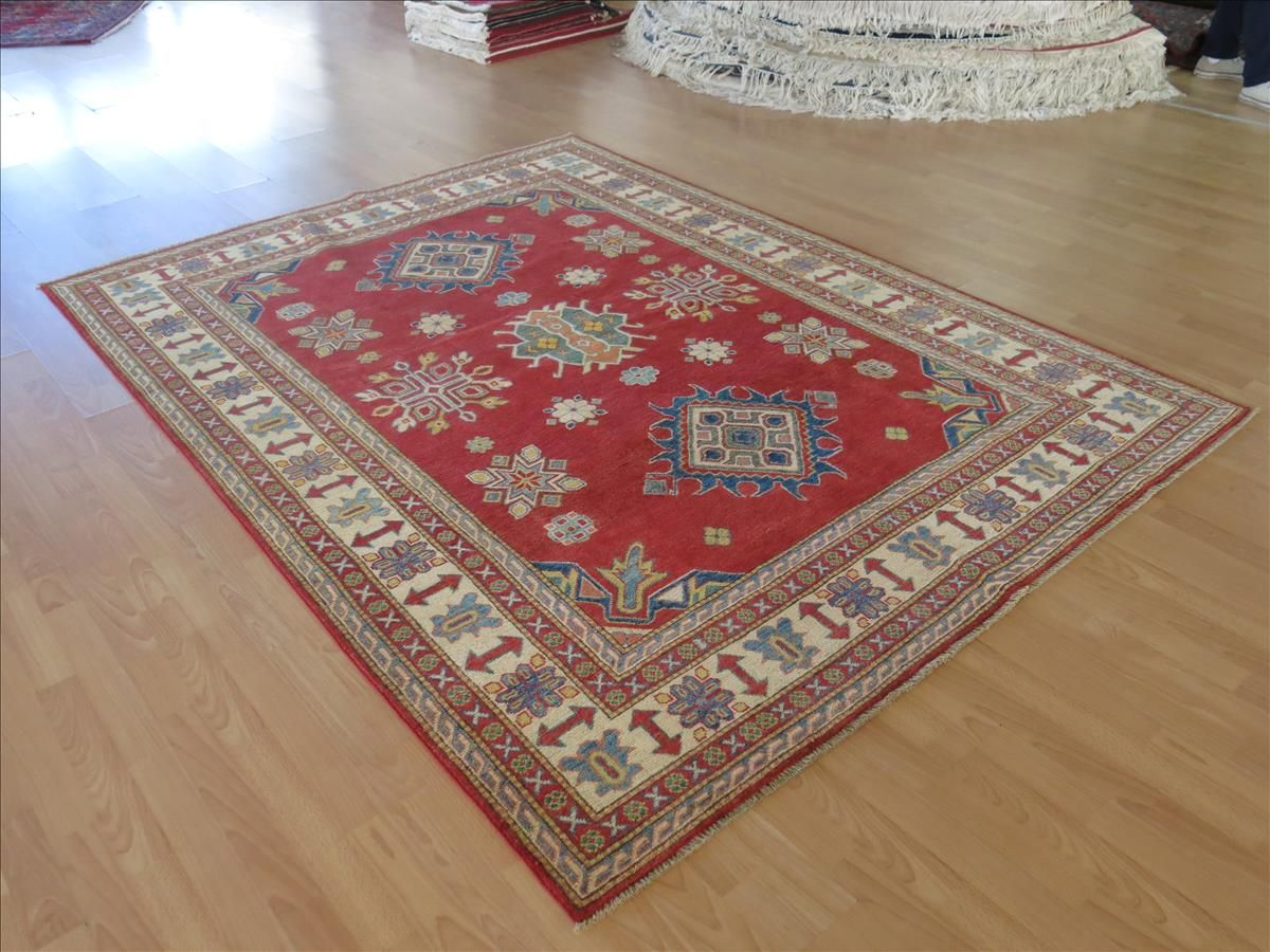 Oriental rug Kazak