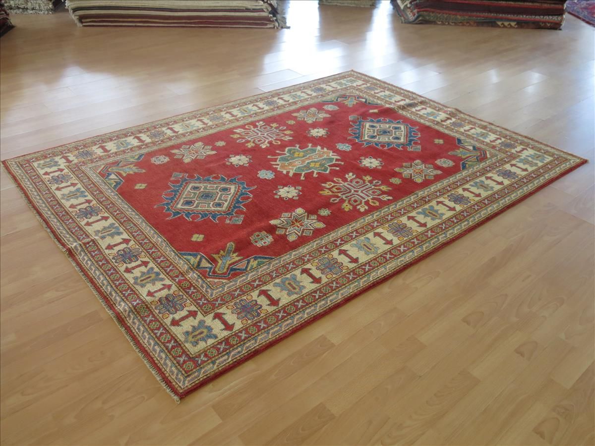 Oriental rug Kazak