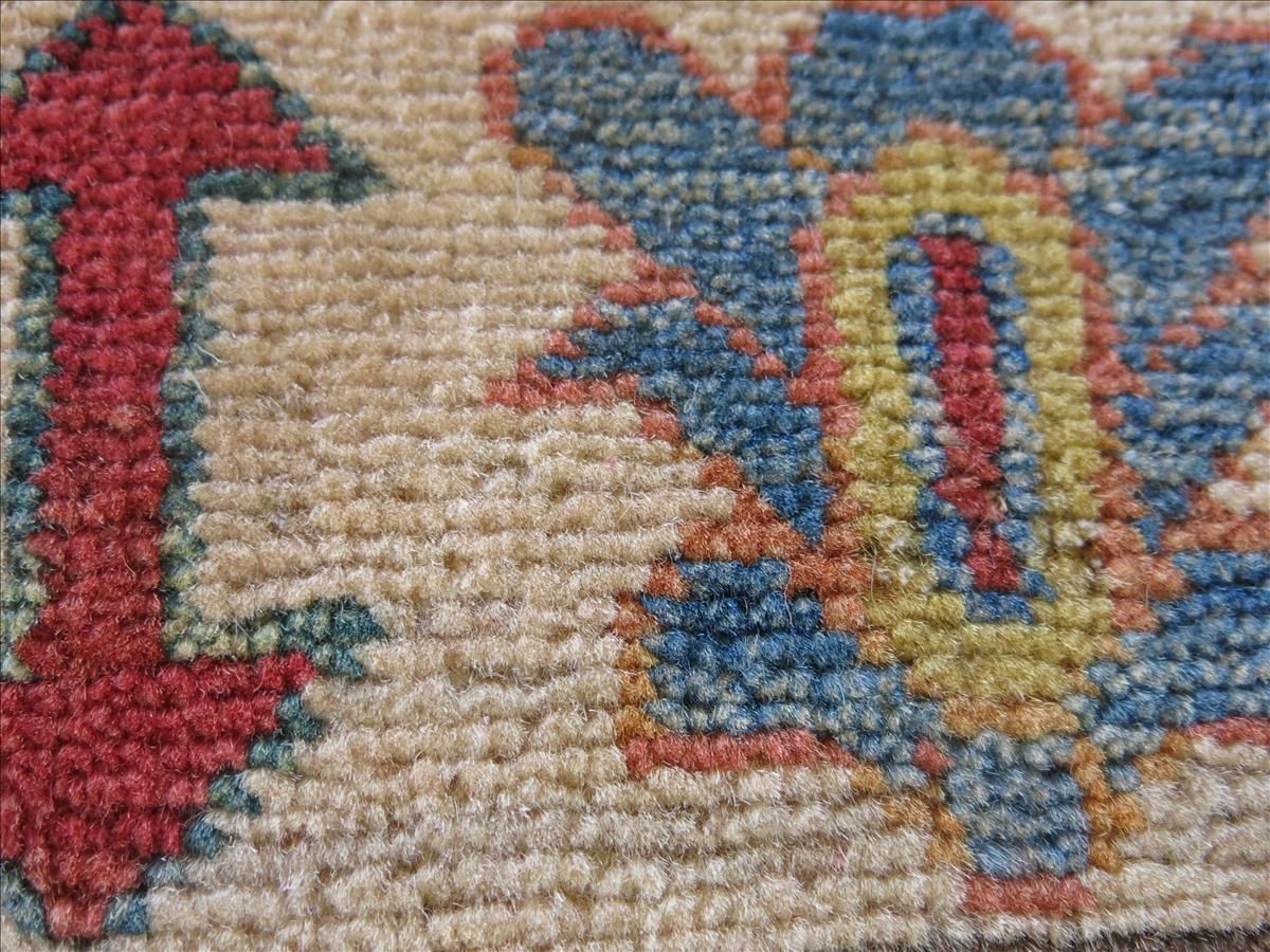 Oriental rug Kazak