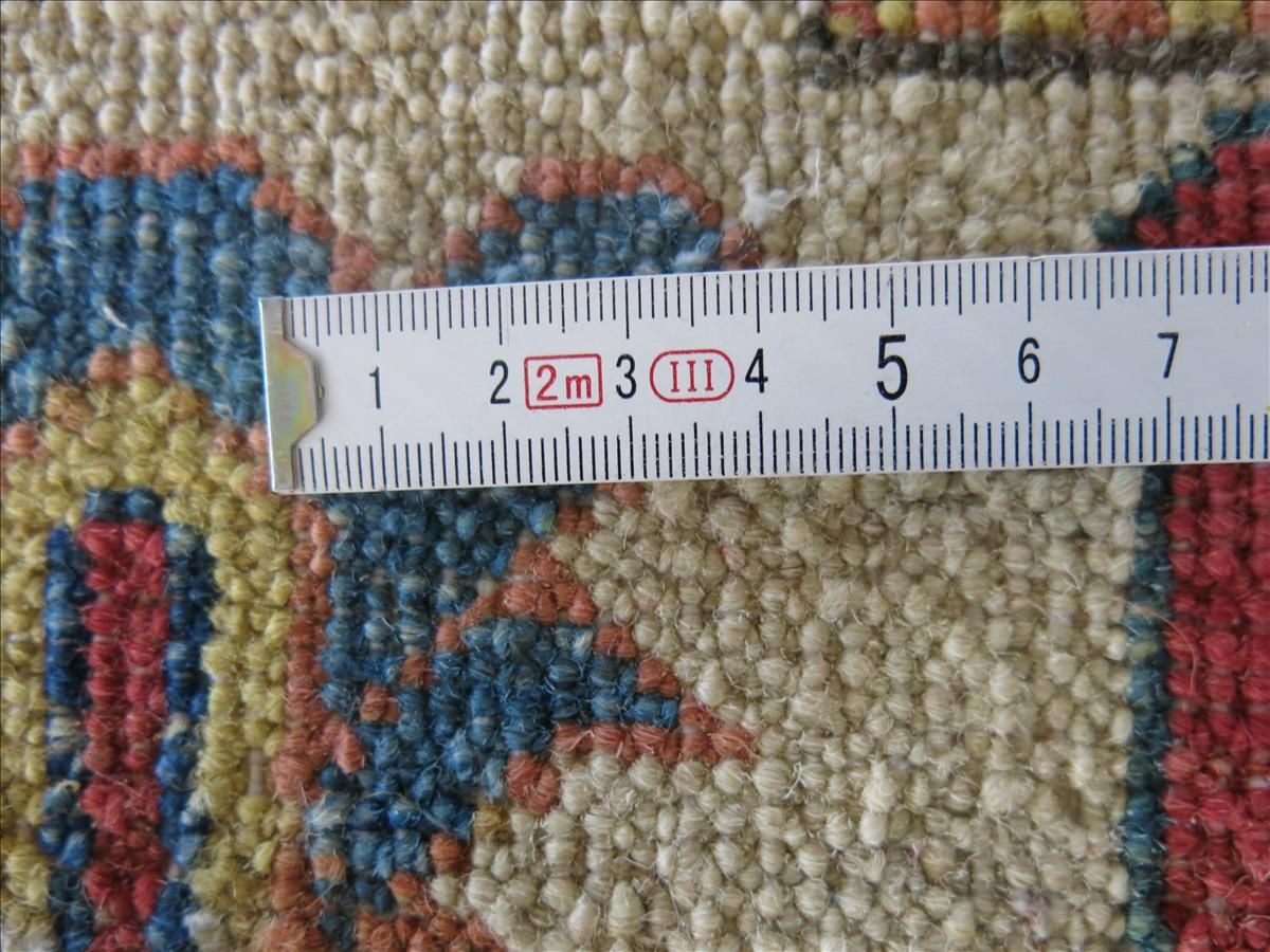 Oriental rug Kazak