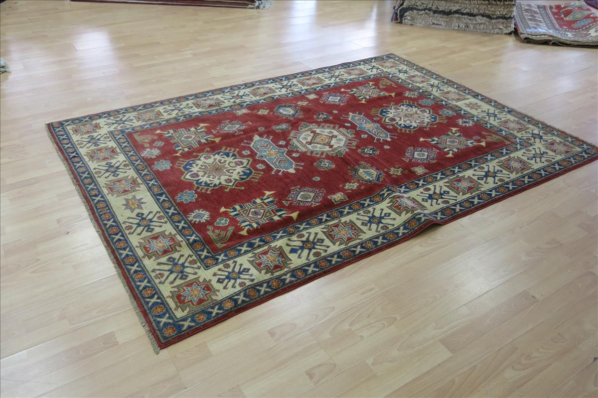 Oriental rug Kazak