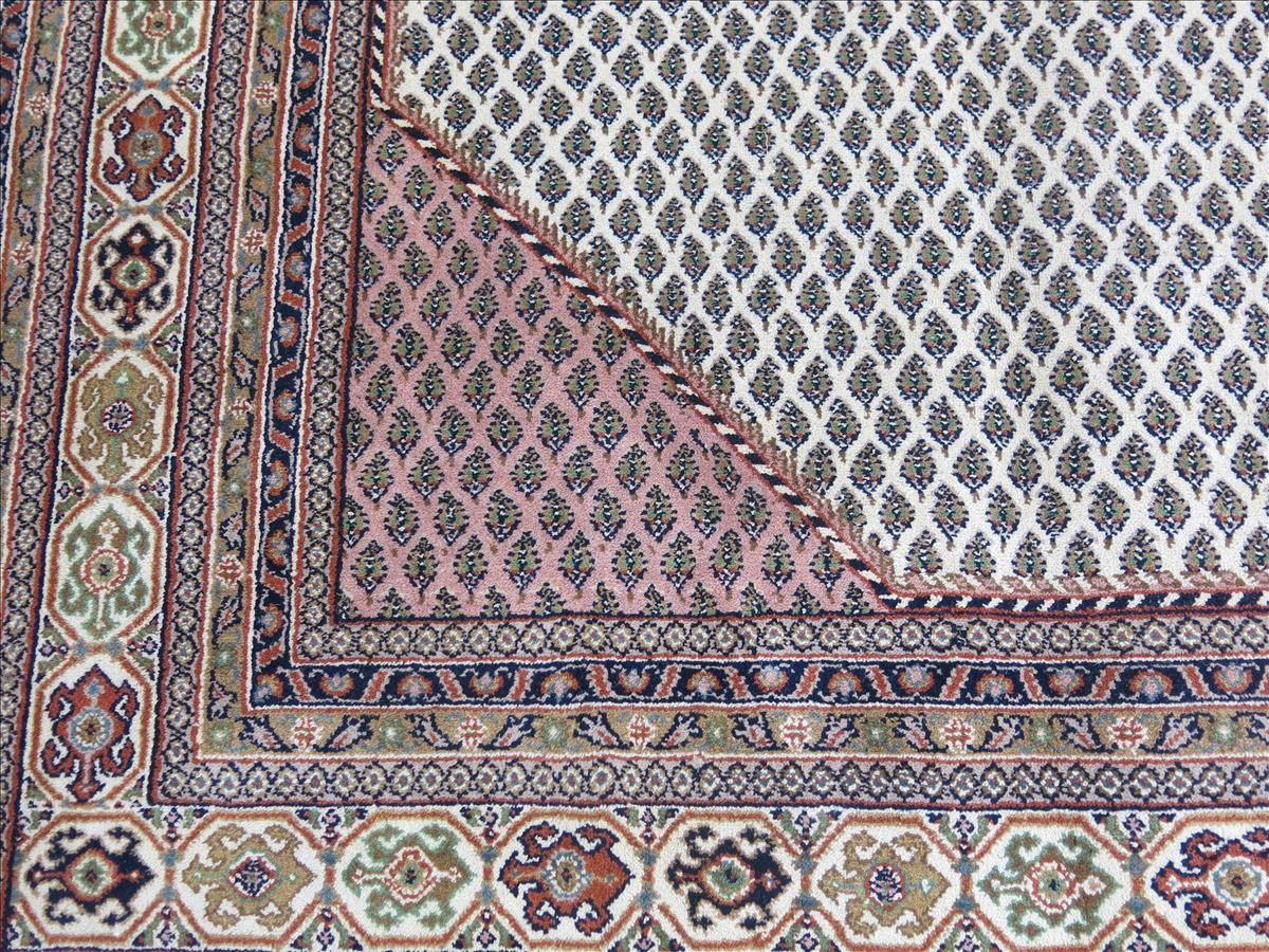 Oriental rug Mir