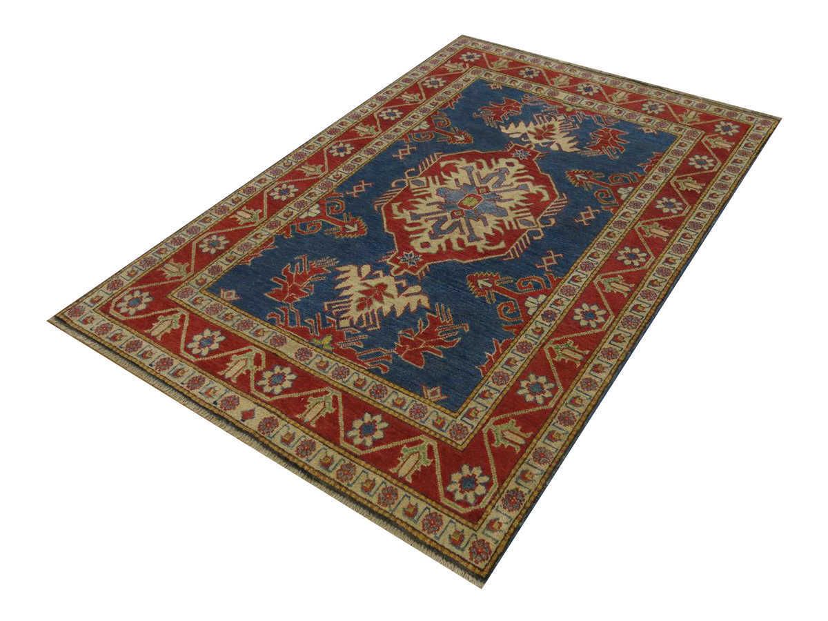 Oriental rug Kazak
