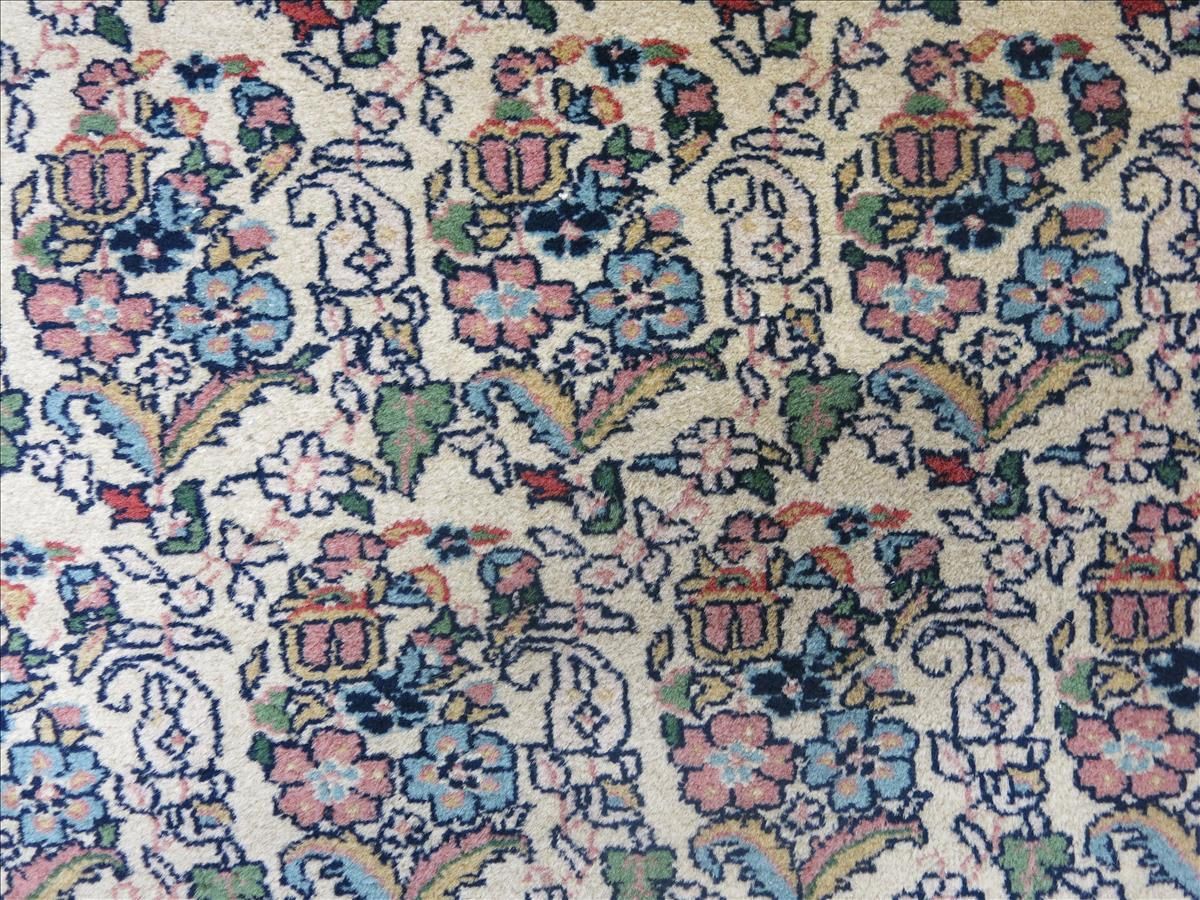 Oriental rug Tabriz Royal
