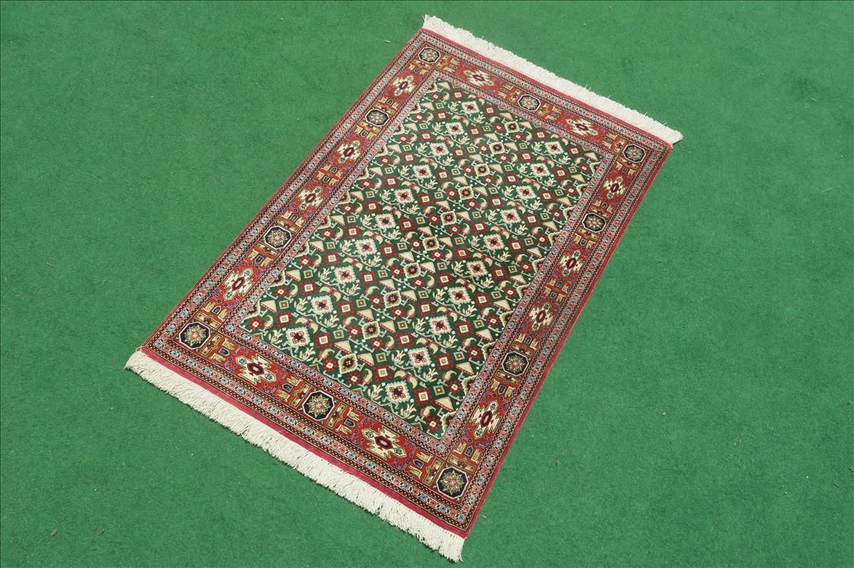 Oriental rug Ghom Silk Royal