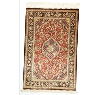 Persian rug Ghom Silk Royal