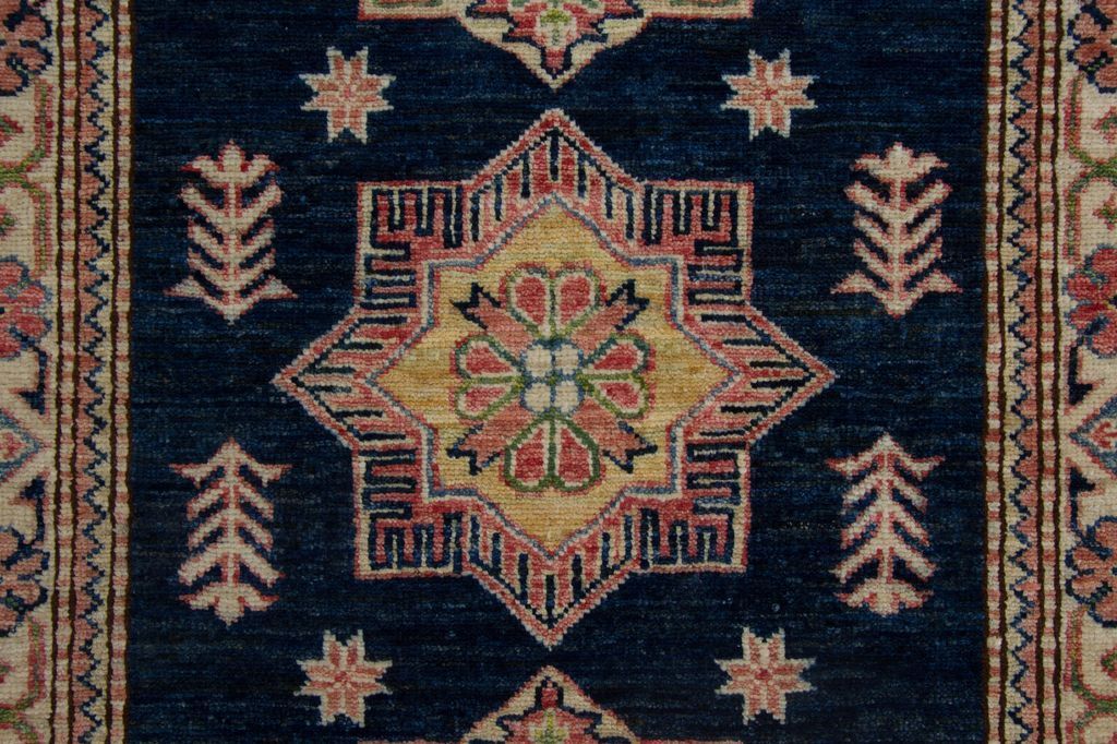 Oriental rug Kazak Exclusive