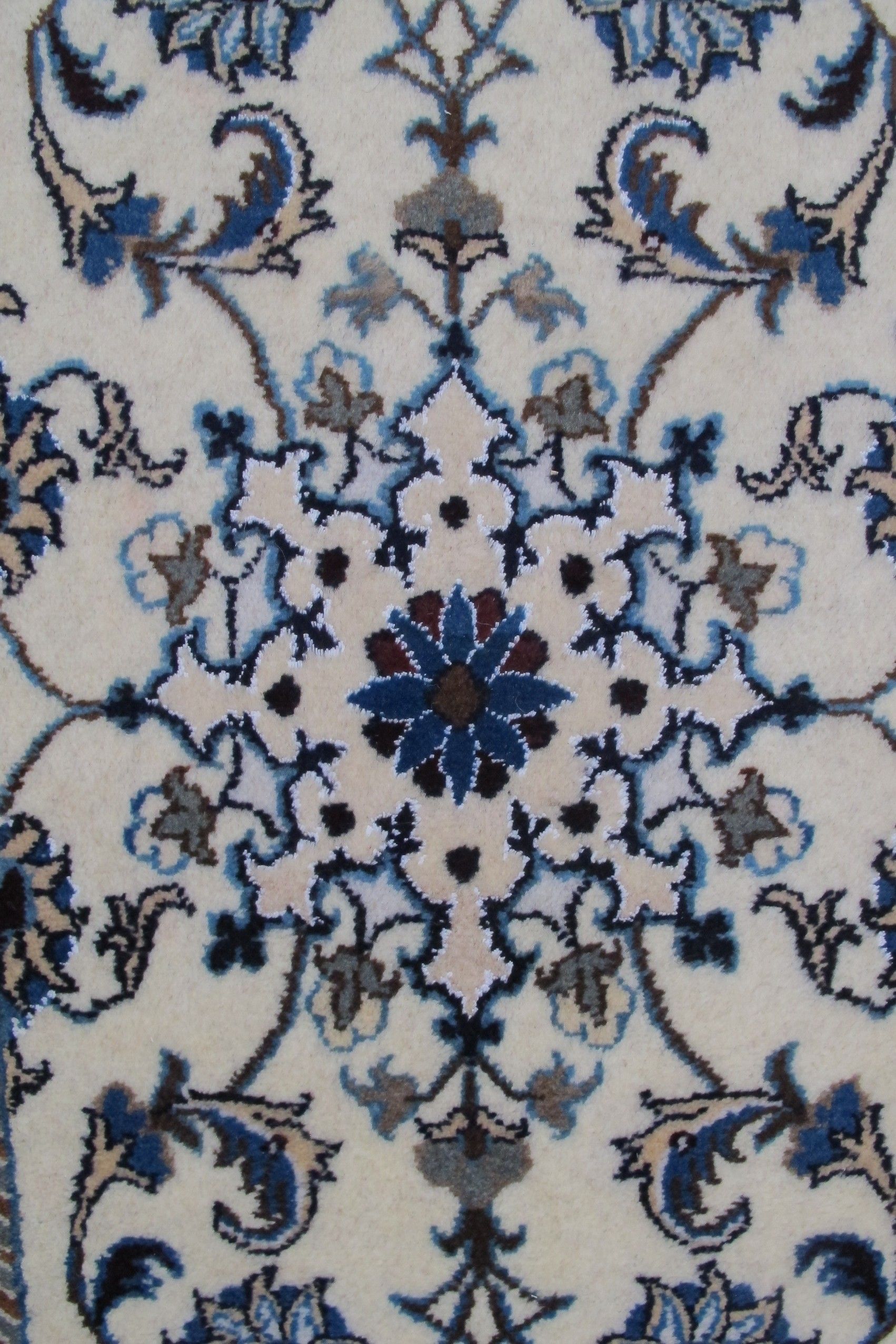 Perzsa szőnyeg Nain Kavir