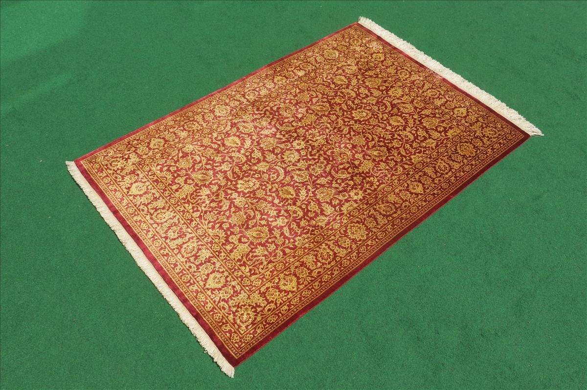 Persian rug GHOM SILK