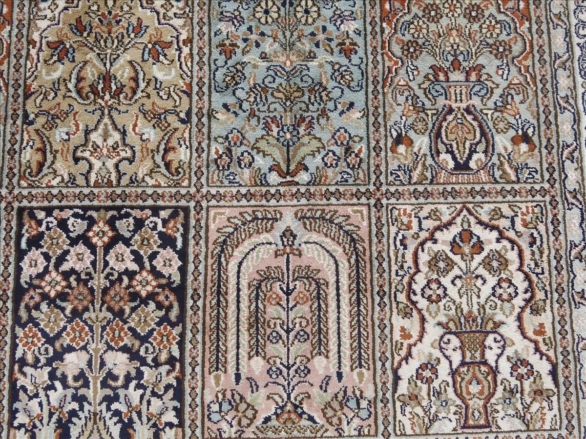 Oriental rug Kashmir Silk Exclusive