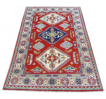Oriental rug Kazak