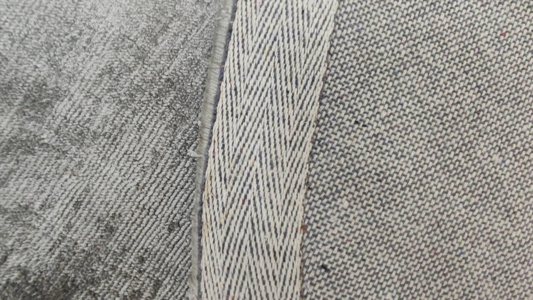 Modern rug Garous Tuft