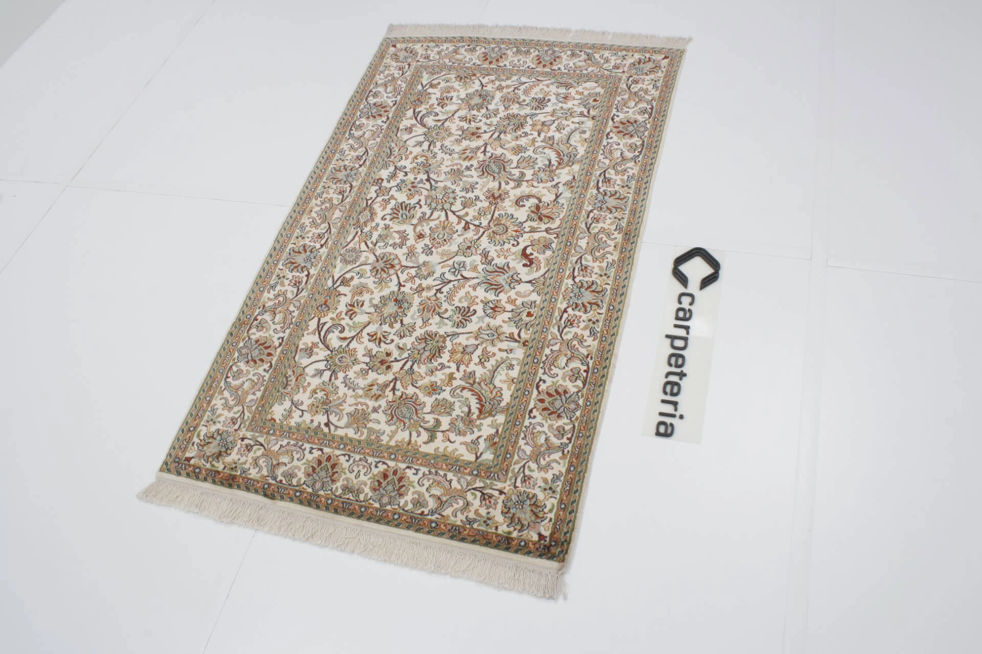 Kashmir Silk Exclusive